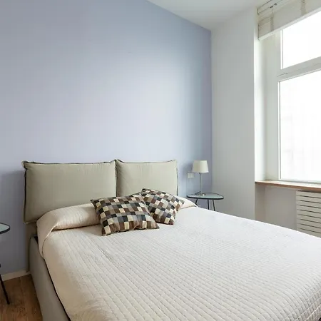 Tricolore Modern And Cozy * Milan