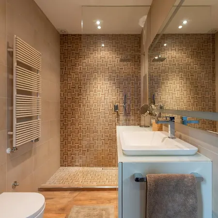 Tricolore Modern And Cozy Διαμέρισμα