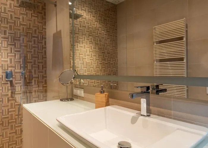 Easytopstay - Tricolore Modern And Cozy Apartament Mediolan