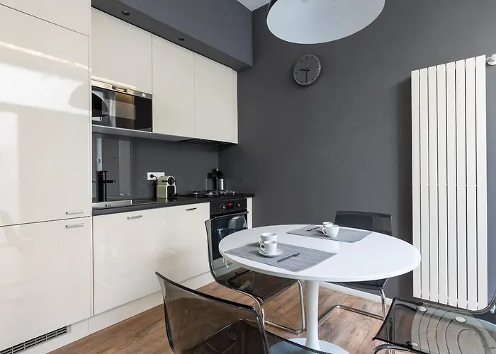 Apartament Easytopstay - Tricolore Modern And Cozy